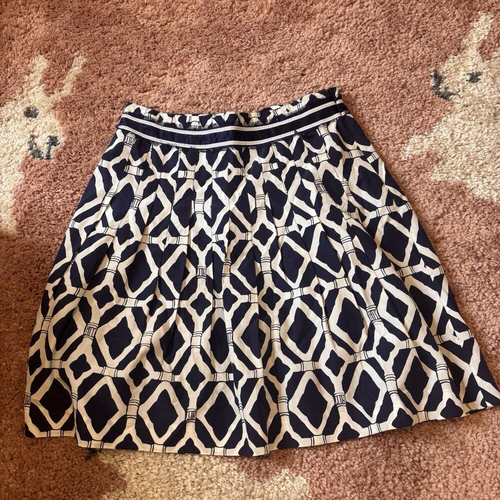 Lily Pulitzer Navy Trellis Silk Blend Pleated Skirt - Size 2 Retail $98 Classy - Picture 3 of 7